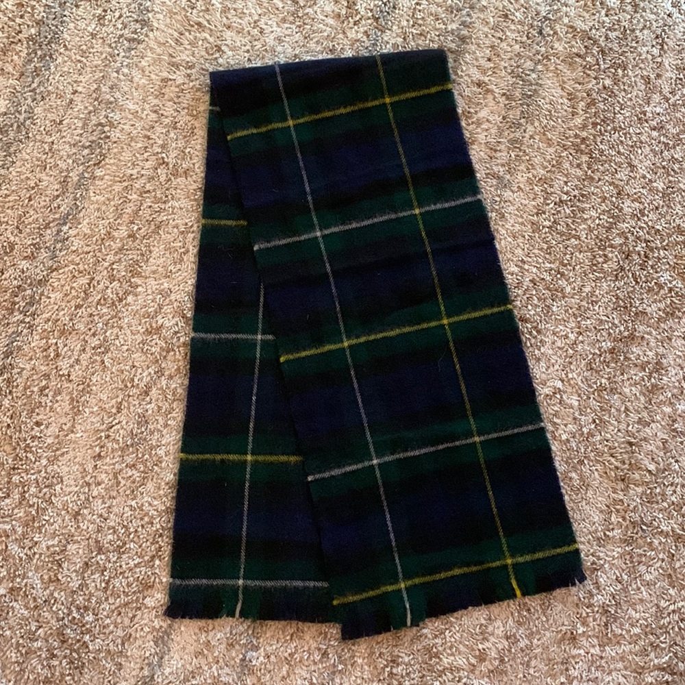 Vintage Pure new wool scarf